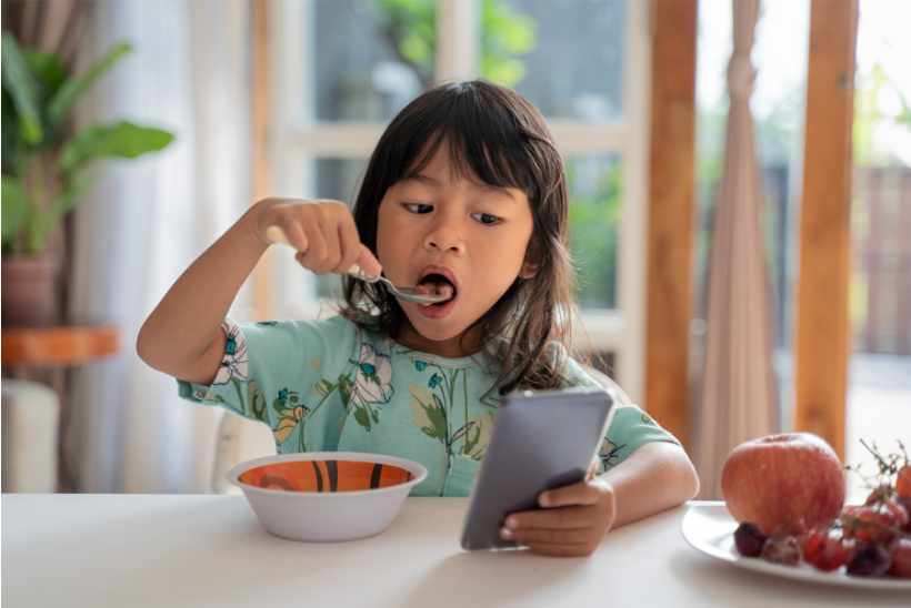 Digital Wellness vs Family Time: Nurturing Healthy Tech Habits