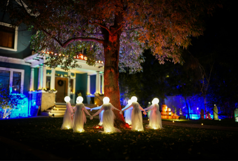 house decorated for halloween